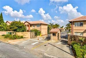 BEAUTIFULLY APPOINTED HOME