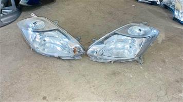 Daihatsu Sirion Headlights