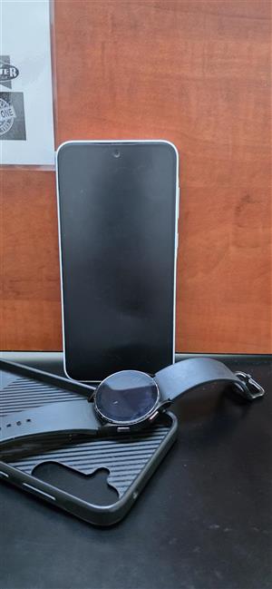 Samsung Galaxy A35 & Galaxy Watch 4