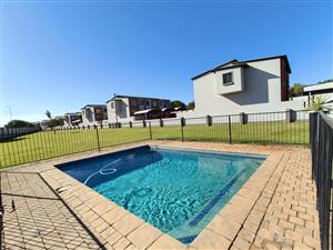 Modern, Move-In-Ready Duplex in Sought-After Zwartkop