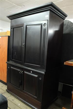 DARK BROWN 2PC TV UNIT(S067262B)