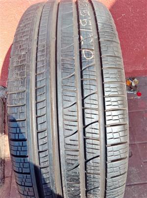 255/55/20 Pirelli SUV tyre with sufficient thread 🔥🔥🔥