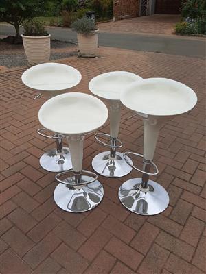 Countertop kitchen chairs