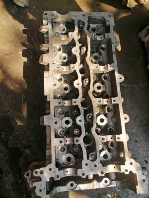 Mercedes c/E class/vito/cls/cdi cylinder head