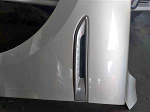Jaguar f pace left fender