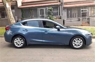 2018 Mazda 3 automatic transmission with leather seats Spare key