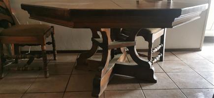 Wooden Dining Table mm1400x1400mm and 4 chairs