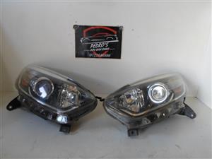Renault Captur headlights sold each 