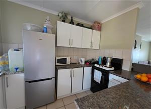 Charming Renovated Two-Bedroom Unit in a Safe Complex