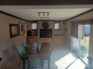 House For Sale in Zwartkop