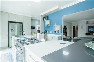 2 Properties On One Stand