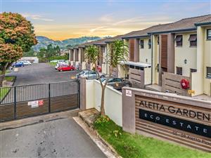 Contemporary Pet-friendly Townhouse in Serene Eco-Estate!