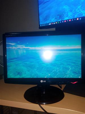LG W1943SS 19inch monitor