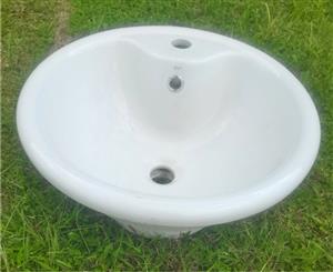 Round White Washbasin