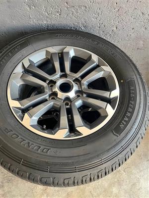 Pajero/Mitsubishi/Ford 18” Mag Rims ( With New Tyres )