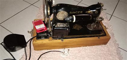 Singer electronic sewing machine for sale  Pretoria - Moot