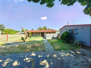 This property is ideal for an investment as it is walking distance to Sasolburg CBD and the college.