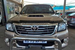Toyota hilux double cab 3.0 d4d