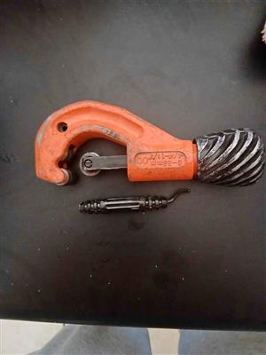 Pipe cutter urgent sale must go today