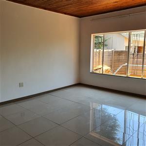 Luxury Bachelor’s Flat to Rent 