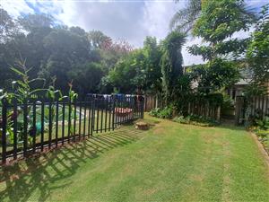 Make this spacious apartment yours!