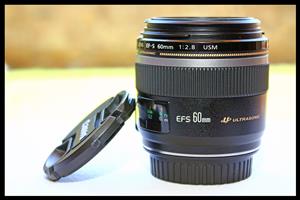 Canon EF-S 60mm f/2.8 Macro USM