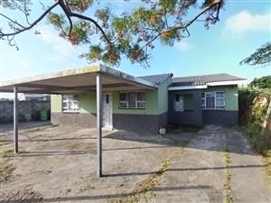 Investor’s Dream – Spacious 6-Bedroom Home with Income Potential