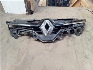 RENAULT CLIO 4 2014 FRONT GRILL FOR SALE