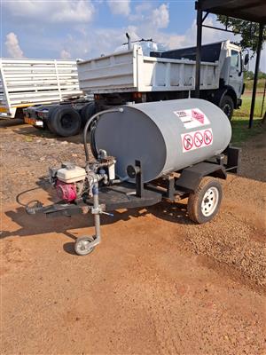 USED 1 000LT DIESEL BOWSER SINGLE AXLE TRAILER FOR  SALE 