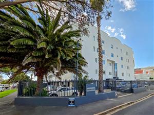 Apartment For Sale in Sea Point