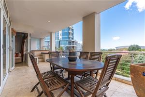 Apartment For Sale in Mouille Point