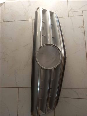 Mercedes benz w204 big badge main grill available for sale.