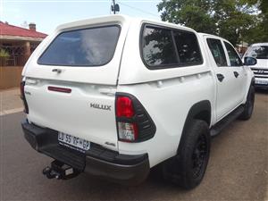 2023 TOYOTA HILUX GD6 2.4  DISIEL  4X4 KM MANUAL   White Color 10000KM 