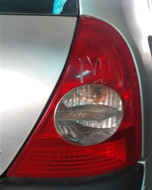 RENAULT CLIO2 RIGHT TAILLIGHT 