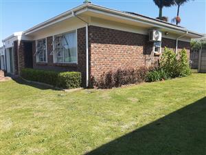 Beautiful 2-Bedroom Home in Abbotsford – Space, Comfort, and Secure Living!