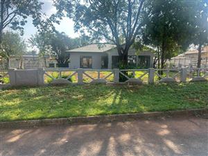 Stylish Newly Renovated Four-Bedroom Home – Move-In Ready