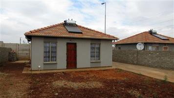 Beautiful house for sale for young couple/ new family. Pretoria North