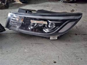 Kia sedona HEADLIGHTS 