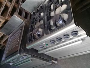 Mobile gas stoves. Tops and ovens  