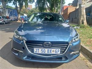 2018 Mazda 3 1.6 Manual Petrol Blue  87000kms Leather interior