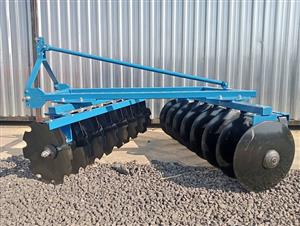 New Giants mounted disc harrows available