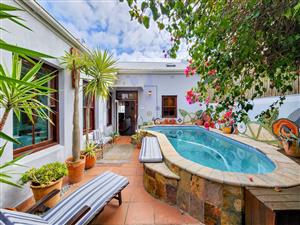 House For Sale in Sea Point