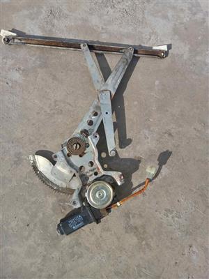 TOYOTA CORROLLA GLI TWINCAM ELECTRIC WINDOW MECHANISMS L & R