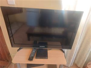 32inch telefunken Lcd tv and OVHD box