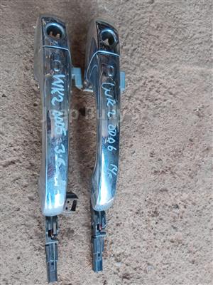 Jeep Grand Cherokee WK2 Used Front Door Handles 