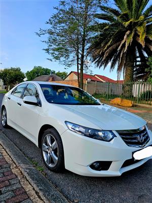 2013 HONDA ACCORD 2.0 AUTOMATIC (PRISTINE CONDITION)