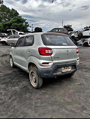 2022 Suzuki spresso stripping for spares