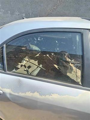 Mazda 6 mps right rear door glass