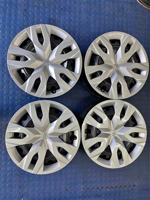 17 INCH TOYOTA CHR DESIGN RIM SET + CAPS  WITHOUT TYRES PRE-OWNED