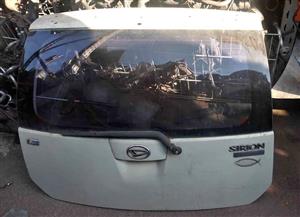 Daihatsu Sirion tailgate